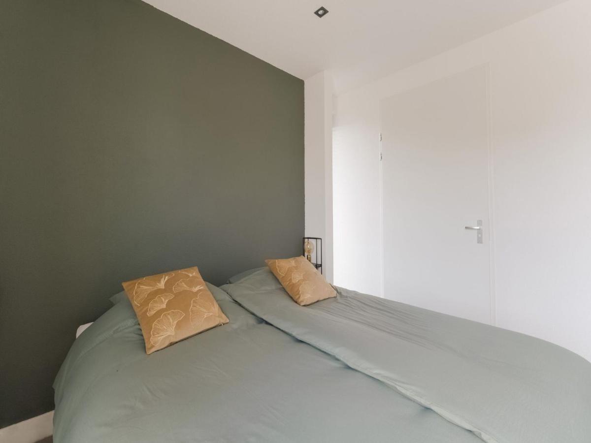 Swanky Villa In Zeewolde With Garden Dış mekan fotoğraf